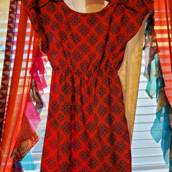 Dress - Picture 3 of 4